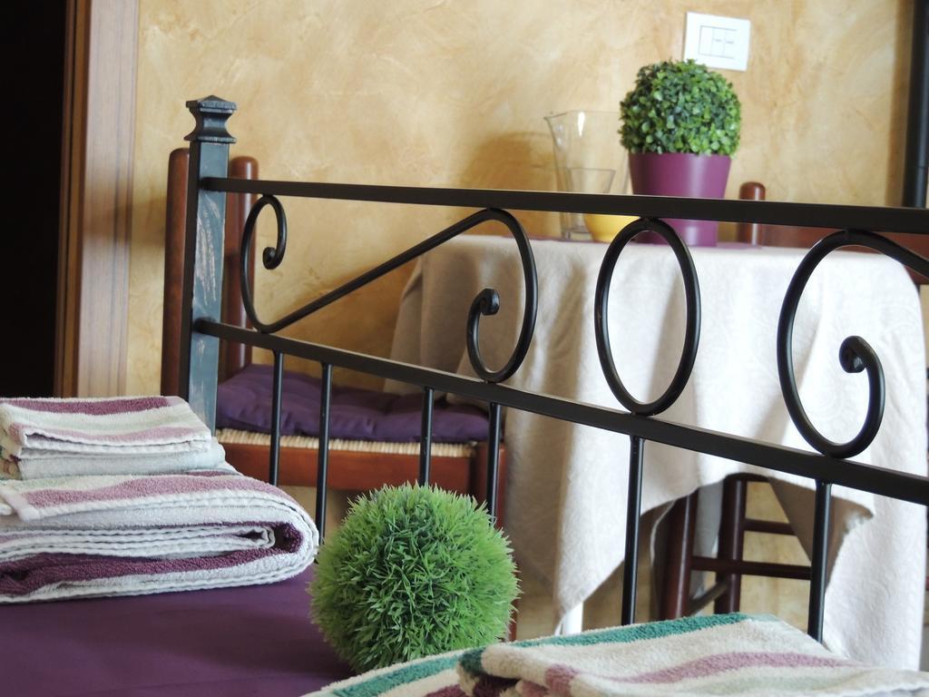 Ferienwohnung Monolocale L'Abbraccio Ragusa Zimmer foto